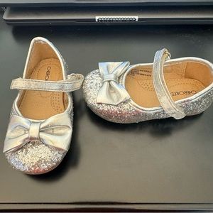 4/$10 ⚡️ Cherokee Silver Sparkle Bow Slip On Ballet Flats